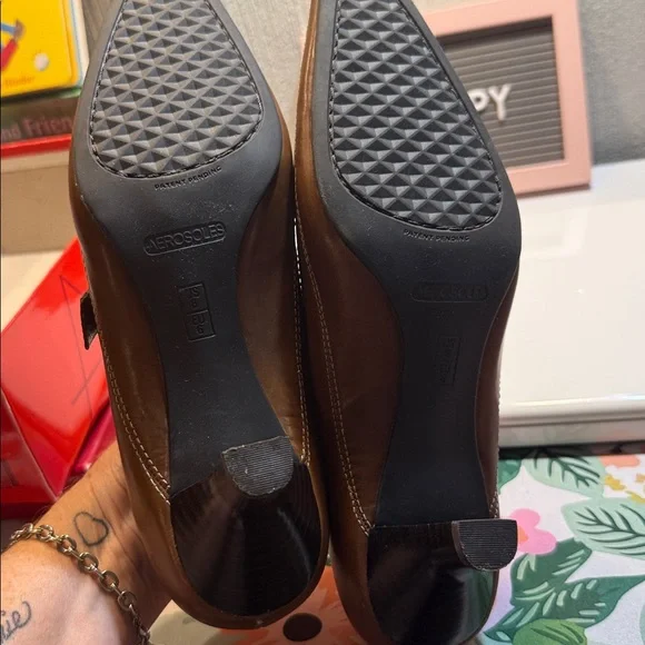 AEROSOLES Tan Leather Mary Jane Shoes - Picture 5 of 8